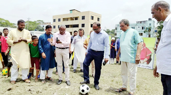 বঙ্গবন্ধু ও বঙ্গমাতা গোল্ডকাপ প্রাথমিক বিদ্যালয় ফুটবল টুর্নামেন্টের উদ্বোধন