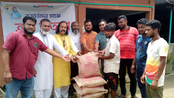 নগরীর তিনটি ওয়ার্ডে সিলেট মহানগর আওয়ামী লীগের ত্রাণ বিতরণ