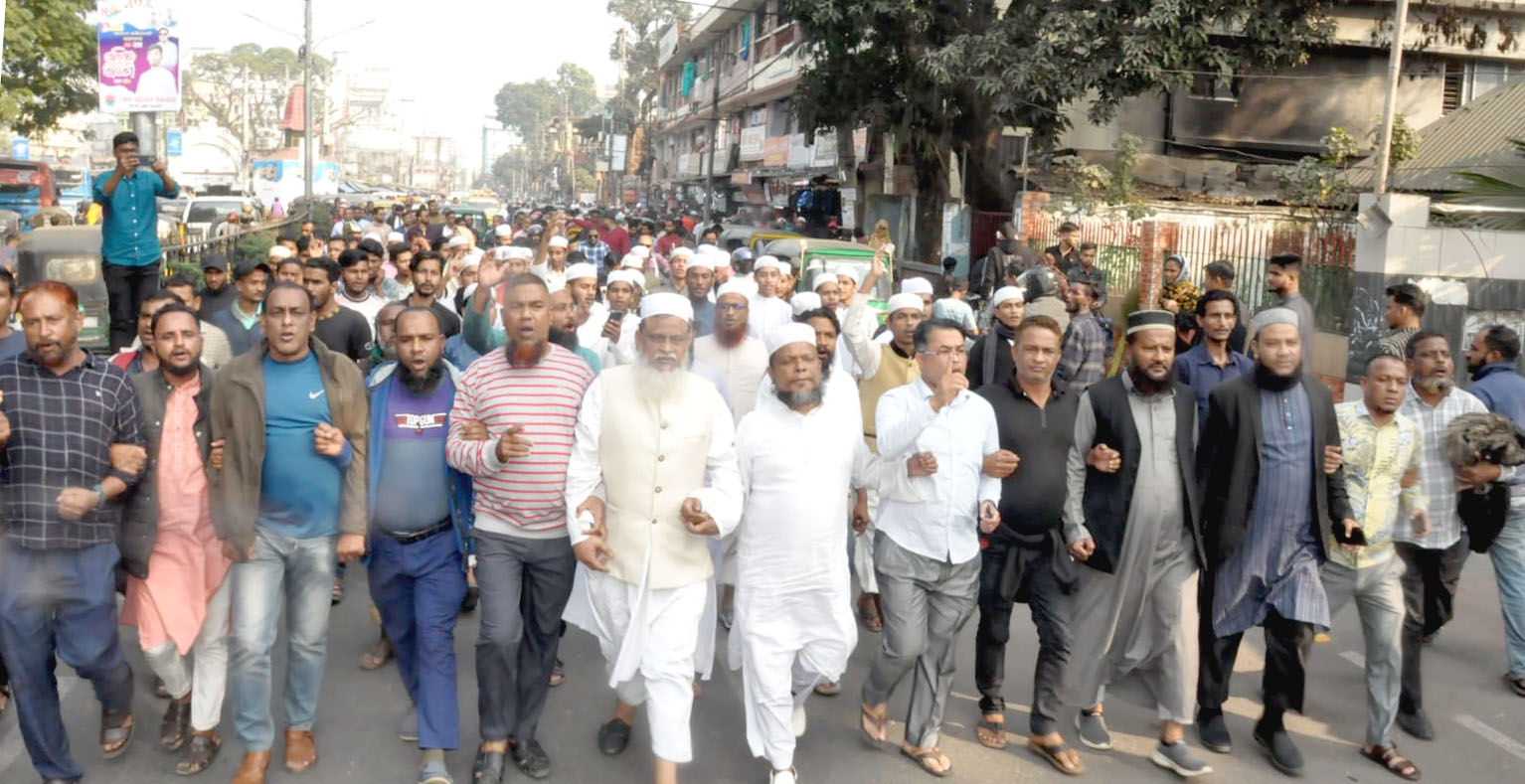 সিলেট জেলা প্রশাসক কার্যালয়ের সামন থেকে ম্যুরাল অপসারণে ৩ দিনের আল্টিমেটাম